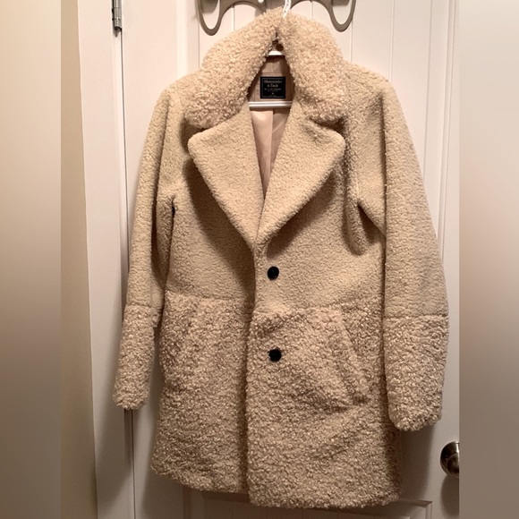 NWOT Sherpa coat - Picture 1 of 3